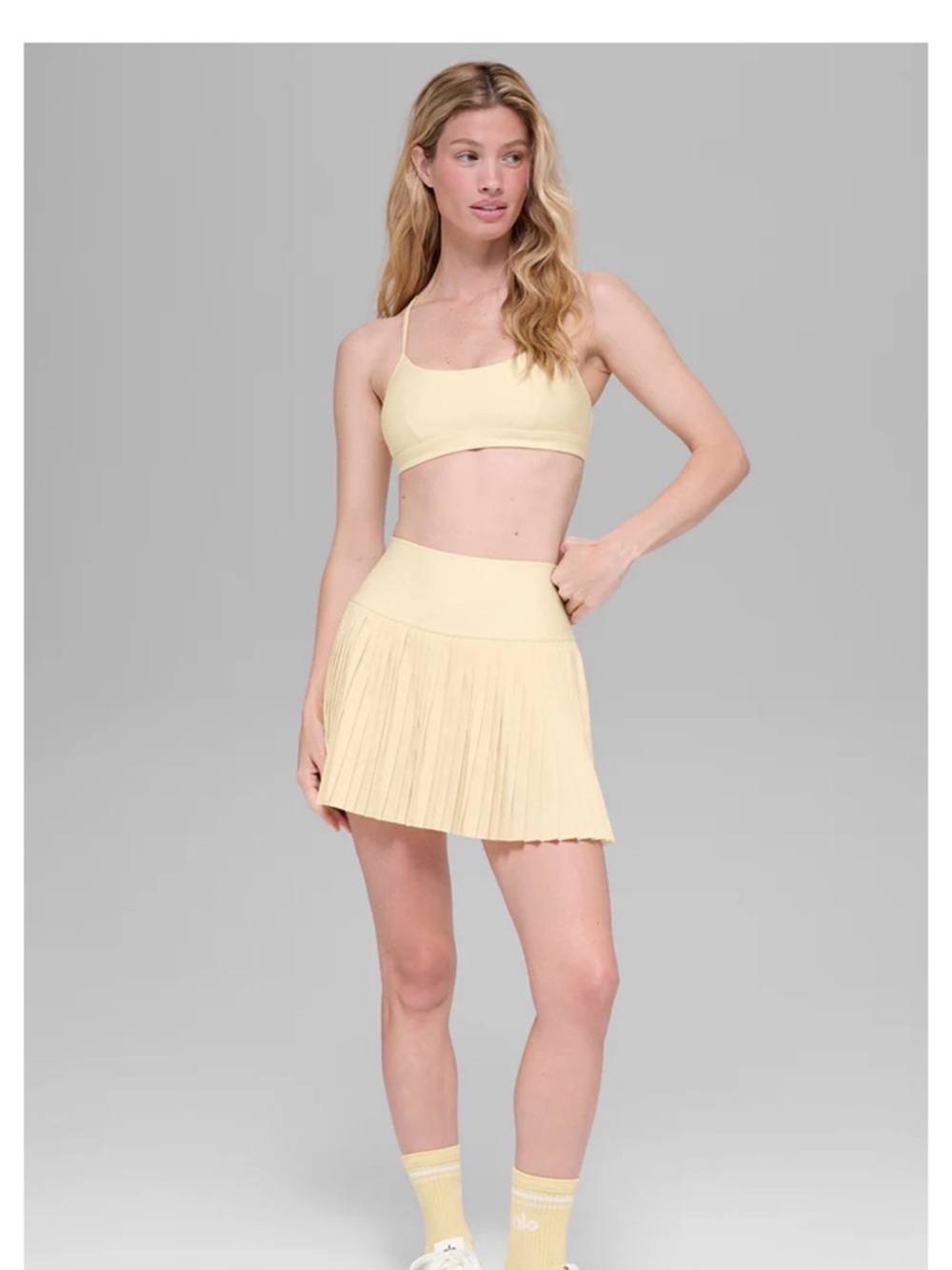 ALO Yoga Pleated tennis Skirt in Pale Yellow